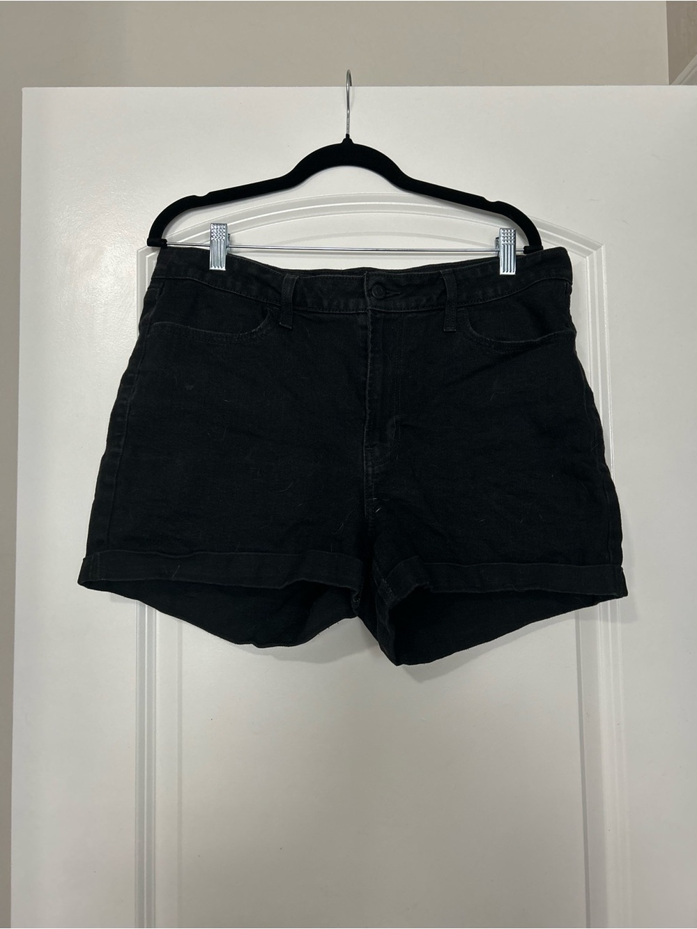 Old Navy Black Rolled-Hem Denim Shorts